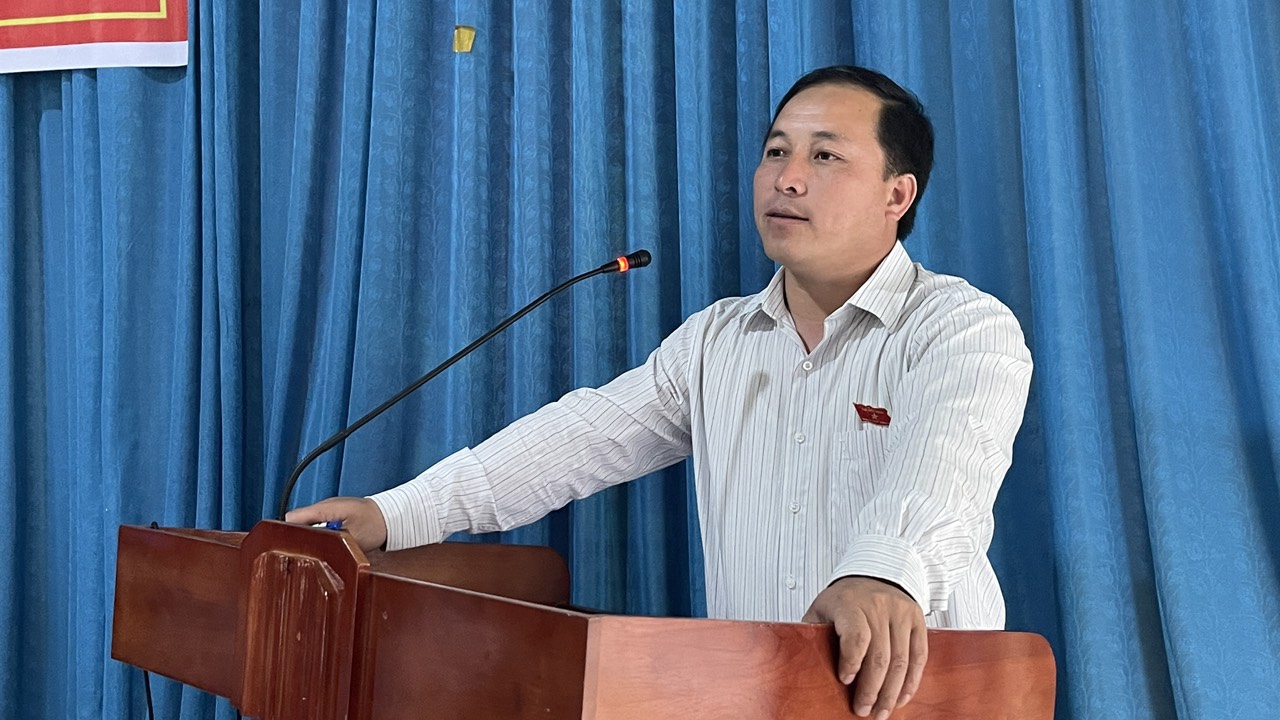 Đoàn Đại biểu HĐND tỉnh, huyện tiếp súc cử tri  tại Giang Ma, Hồ Thầu