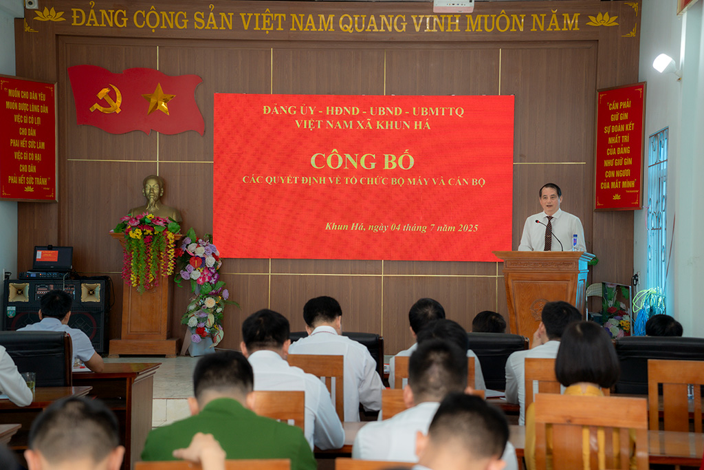 Khun Há tổ chức Lễ công bố các quyết định về tổ chức bộ máy và cán bộ