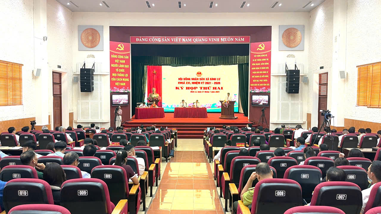 Kỳ họp thứ hai, HĐND xã Bình Lư khóa XXI thành công tốt đẹp