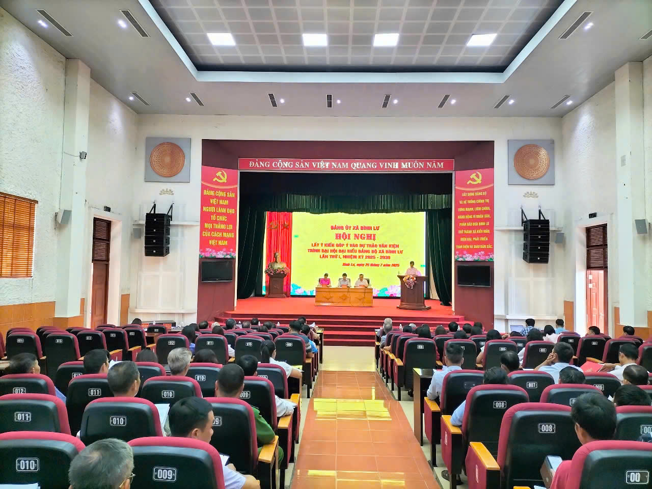 Bình Lư lấy ý kiến góp ý vào dự thảo văn kiện trình Đại hội Đảng bộ xã lần thứ I, nhiệm kỳ 2025-2030