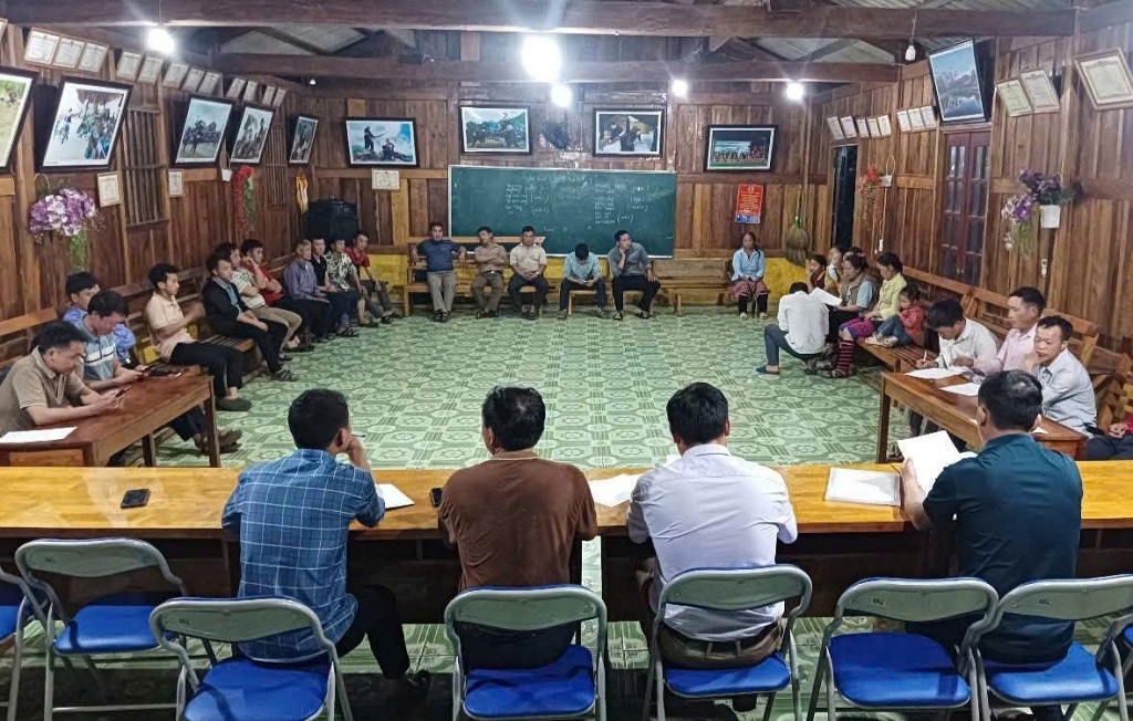 Đồng bào dân tộc Mông ở xã Khun Há tập chung bảo vệ nền tảng tư tưởng của Đảng